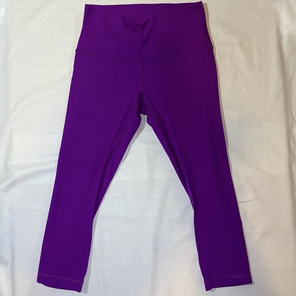 Lululemon Leggings - Size 10 (inseam 21 inches )- Purple - Picture 2 of 4